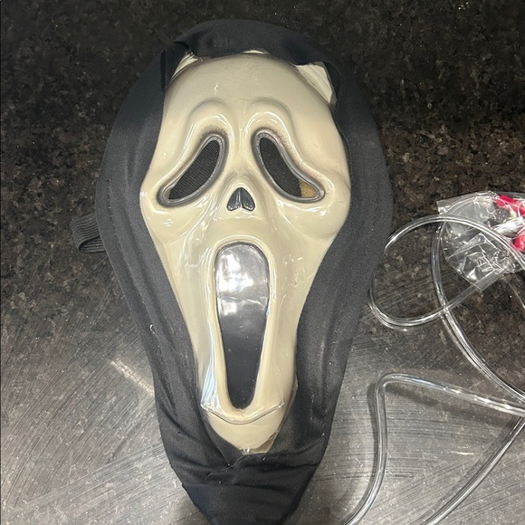 Scream Mask and Knife Spirit Halloween Black - Picture 2 of 5